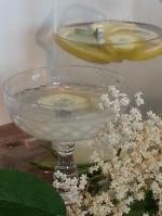 Elderflower cordial, a summer classic