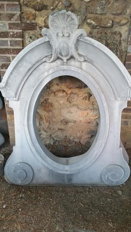 Antique 19th Century French Oeil de Boeuf Bul