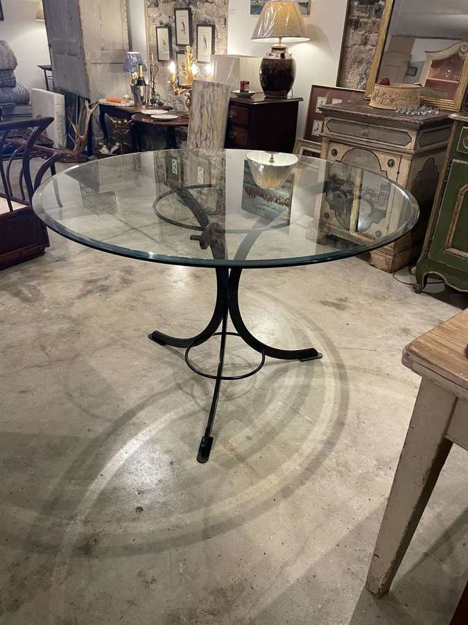 Round Glass Pedestal Table