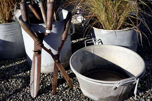 Garden secateurs
