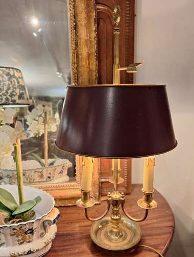 Bouillotte table lamp with tole lampshade