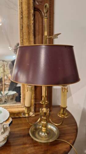 Bouillotte table lamp with tole lampshade