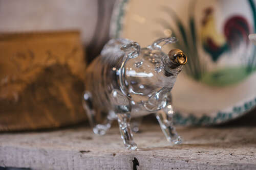 Early 20th century Finnish hand blown glass gin-pig